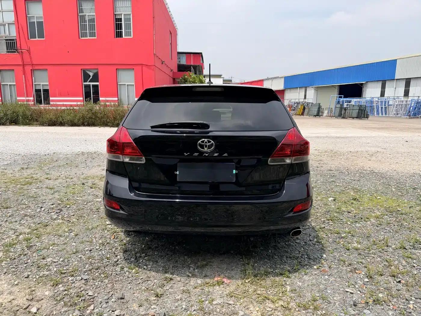 Imported 2013 Venza 2.7L 2WD Luxury Edition — миниатюра 6