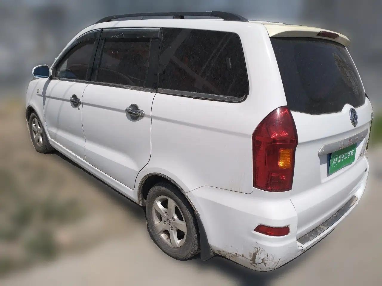 Dongfeng Fengon 330 2014 1.5L Manual Comfort Version DK15-02 — миниатюра 4