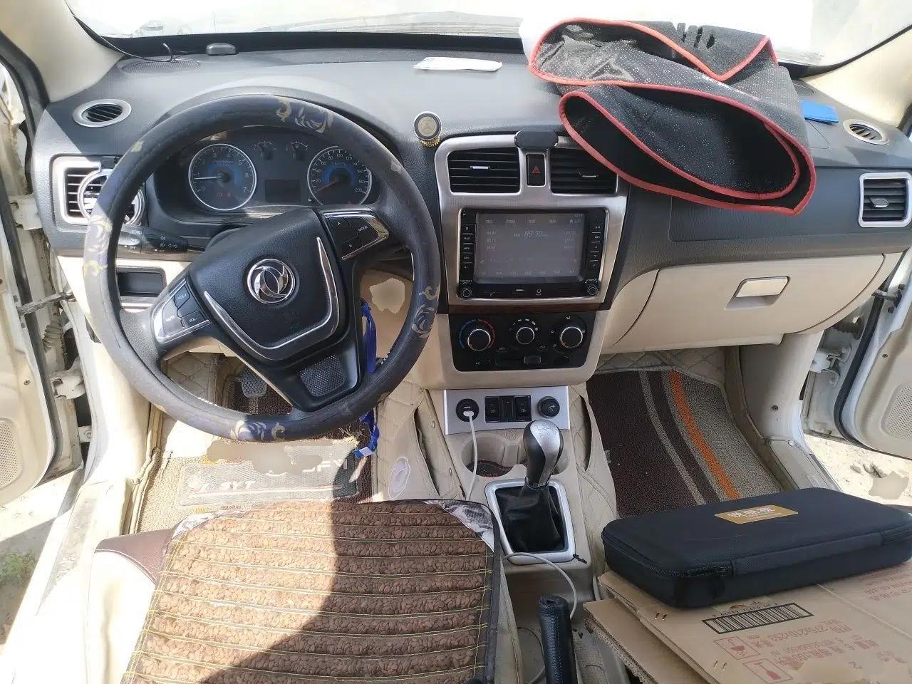 Dongfeng Fengon 330 2014 1.5L Manual Comfort Version DK15-02 — миниатюра 10