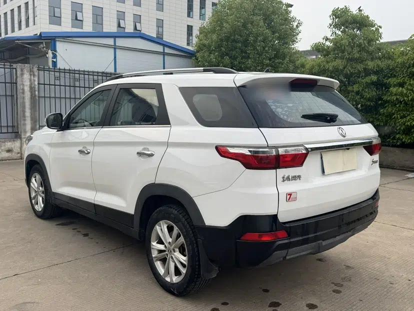 Dongfeng Fengon S560 2019 1.8L CVT Elite Model — миниатюра 4