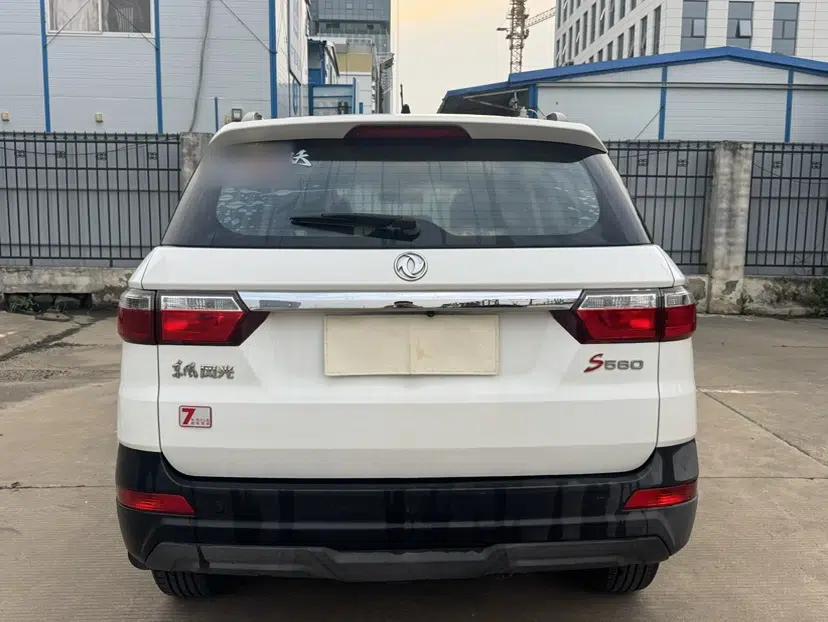 Dongfeng Fengon S560 2019 1.8L CVT Elite Model — миниатюра 7