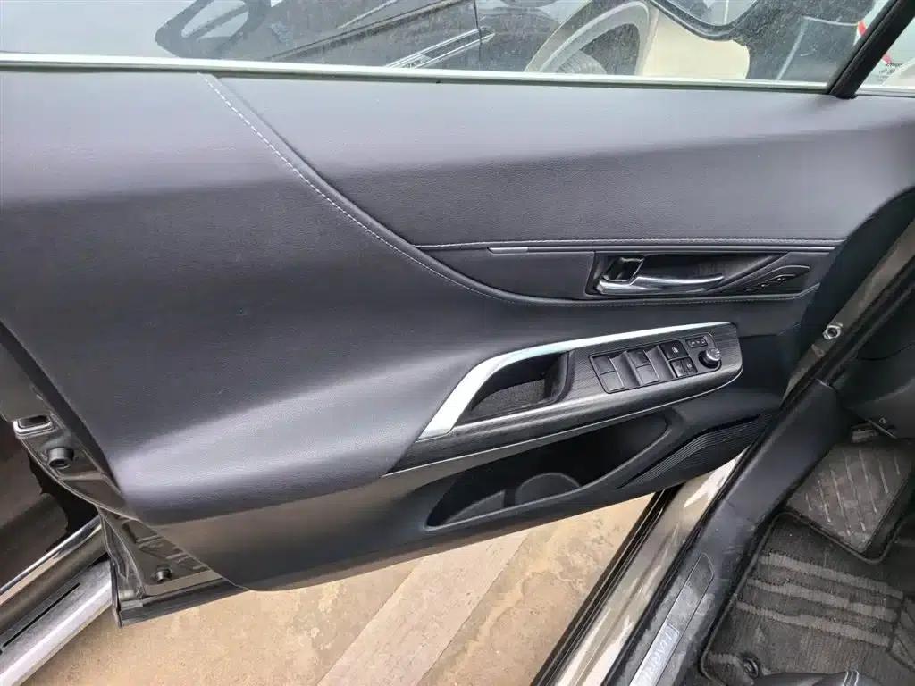 HARRIER 2022 Hybrid 2.5L CVT 4WD Flagship Edition — миниатюра 5