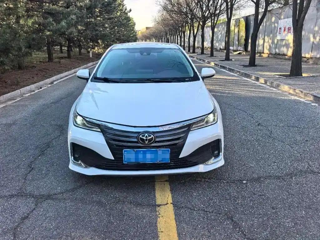 2021 Avalon 2.0L Premium Edition — миниатюра 2
