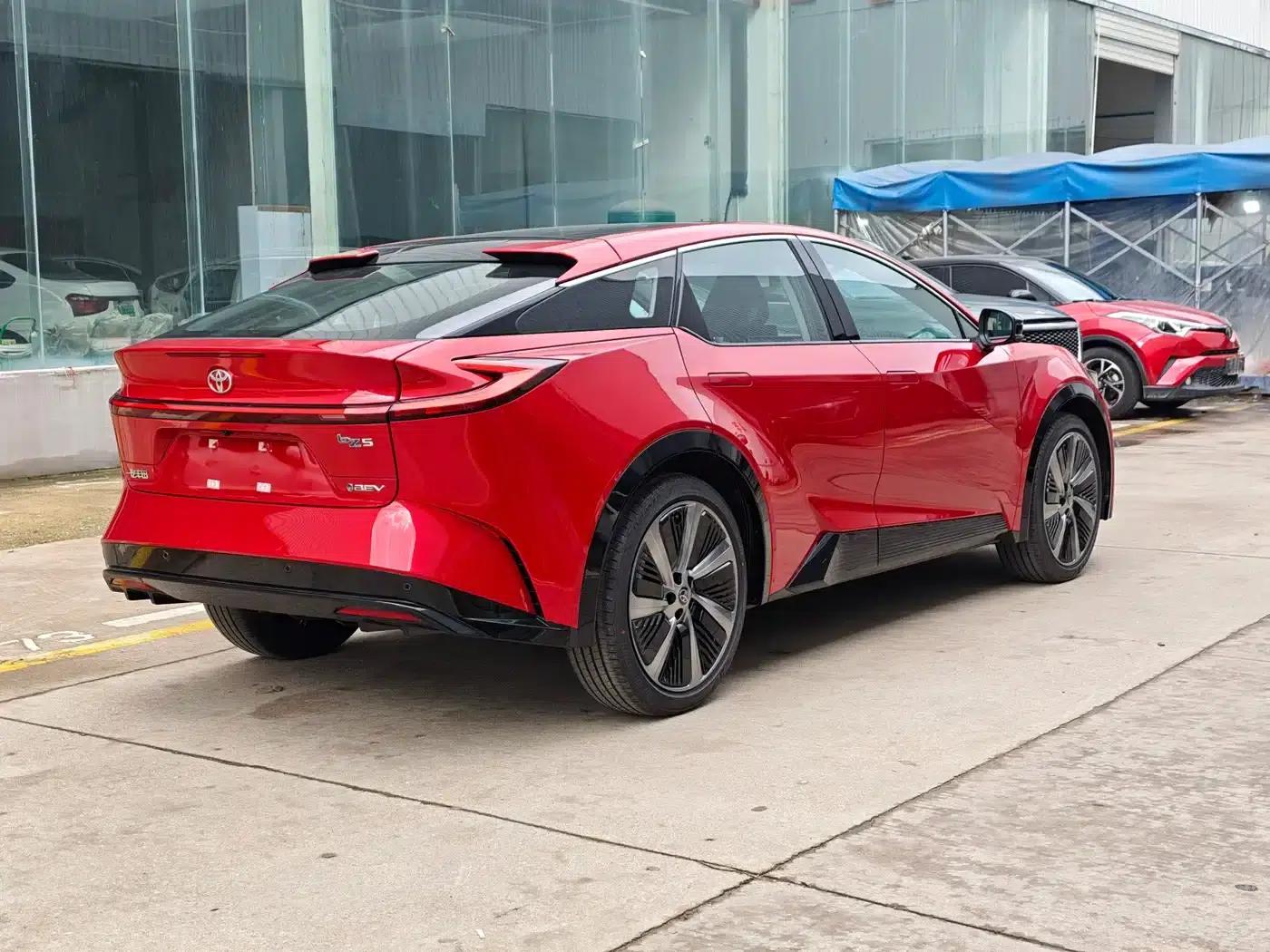 Toyota BZ5 2025 550 PRO — миниатюра 9