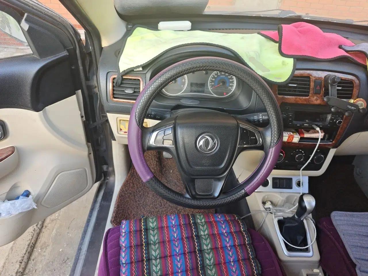 Dongfeng Fengon 350 2014 1.5L Manual Base Version — миниатюра 11