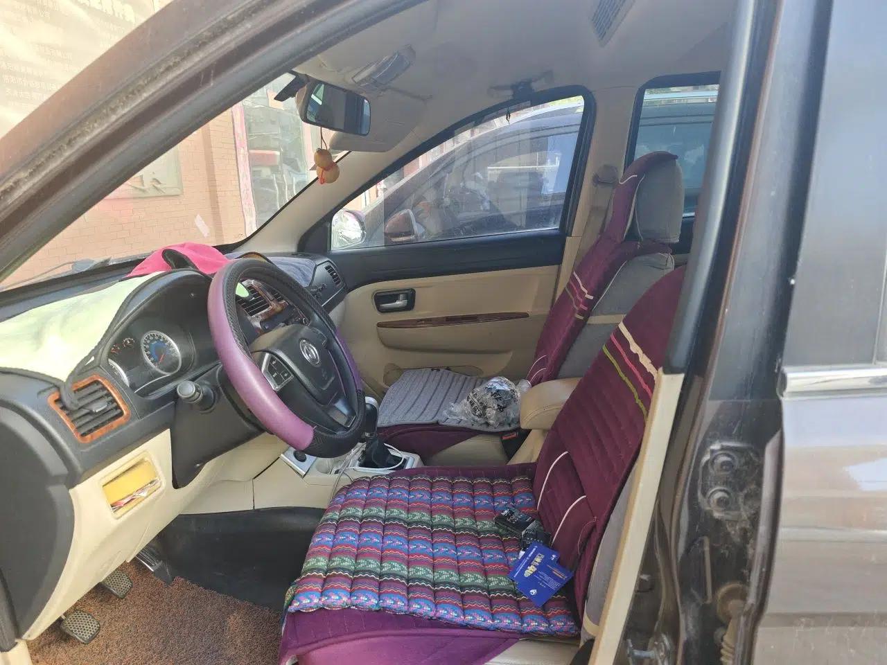 Dongfeng Fengon 350 2014 1.5L Manual Base Version — миниатюра 16
