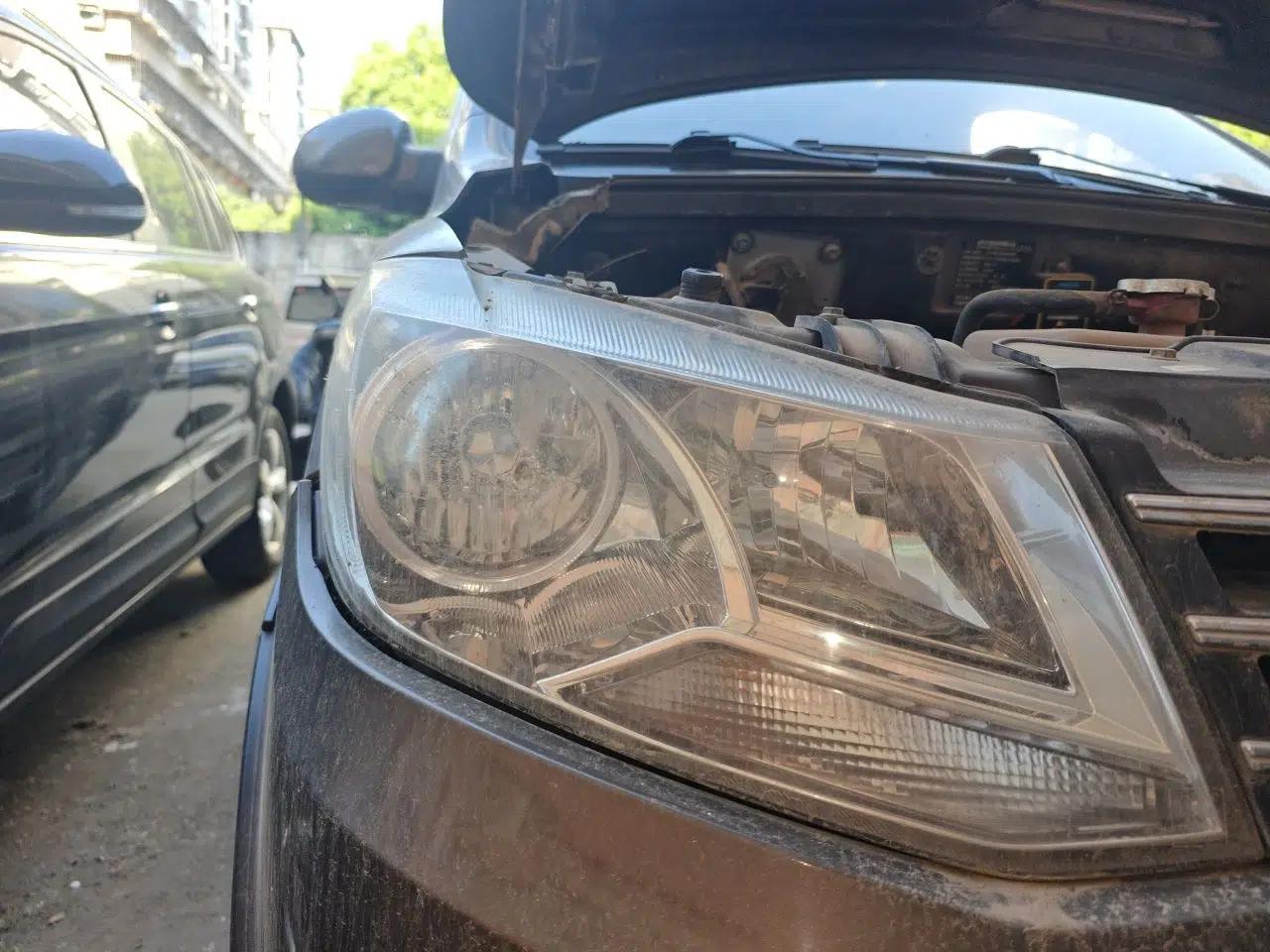 Dongfeng Fengon 350 2014 1.5L Manual Base Version — миниатюра 7