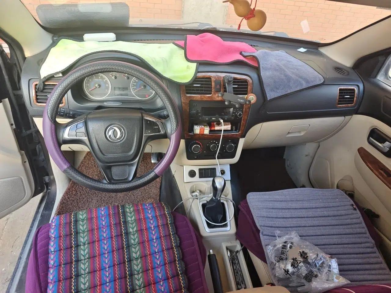 Dongfeng Fengon 350 2014 1.5L Manual Base Version — миниатюра 10