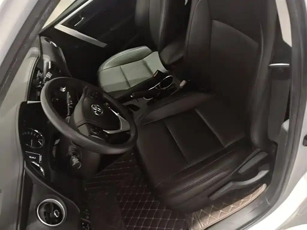 Corolla Hybrid E+ 2019 1.8L E-CVT Leading Edition — миниатюра 15