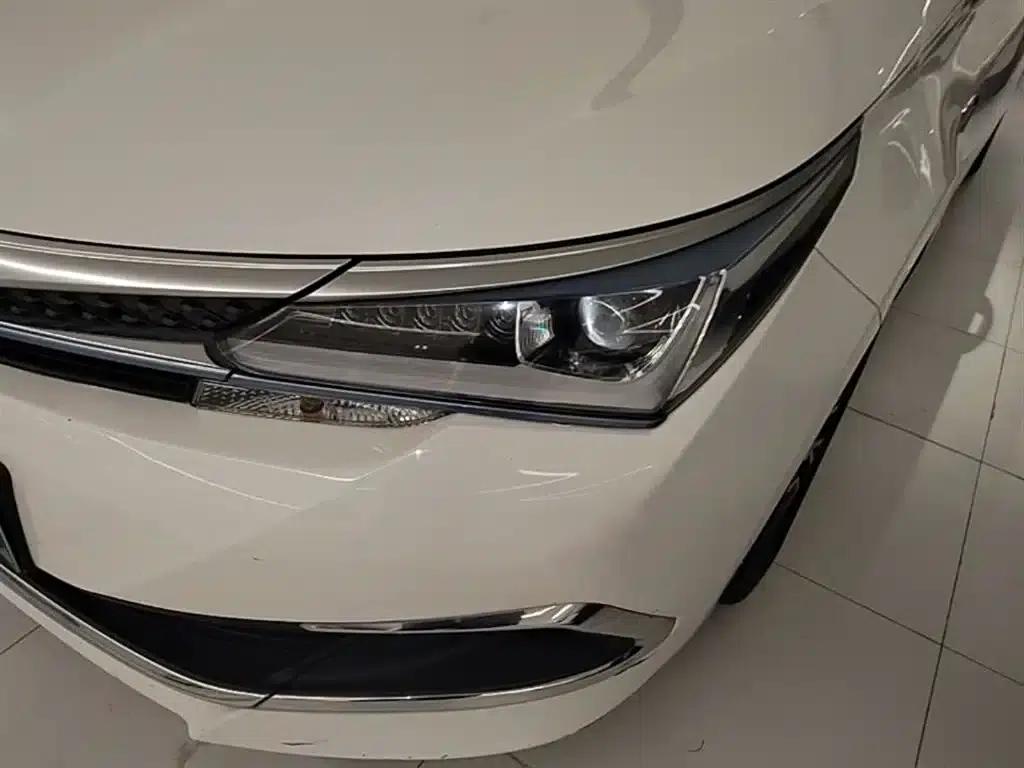 Corolla Hybrid E+ 2019 1.8L E-CVT Leading Edition — миниатюра 24