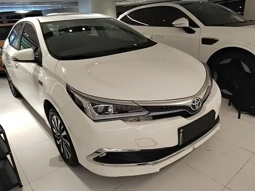 Corolla Hybrid E+ 2019 1.8L E-CVT Leading Edition — миниатюра 4