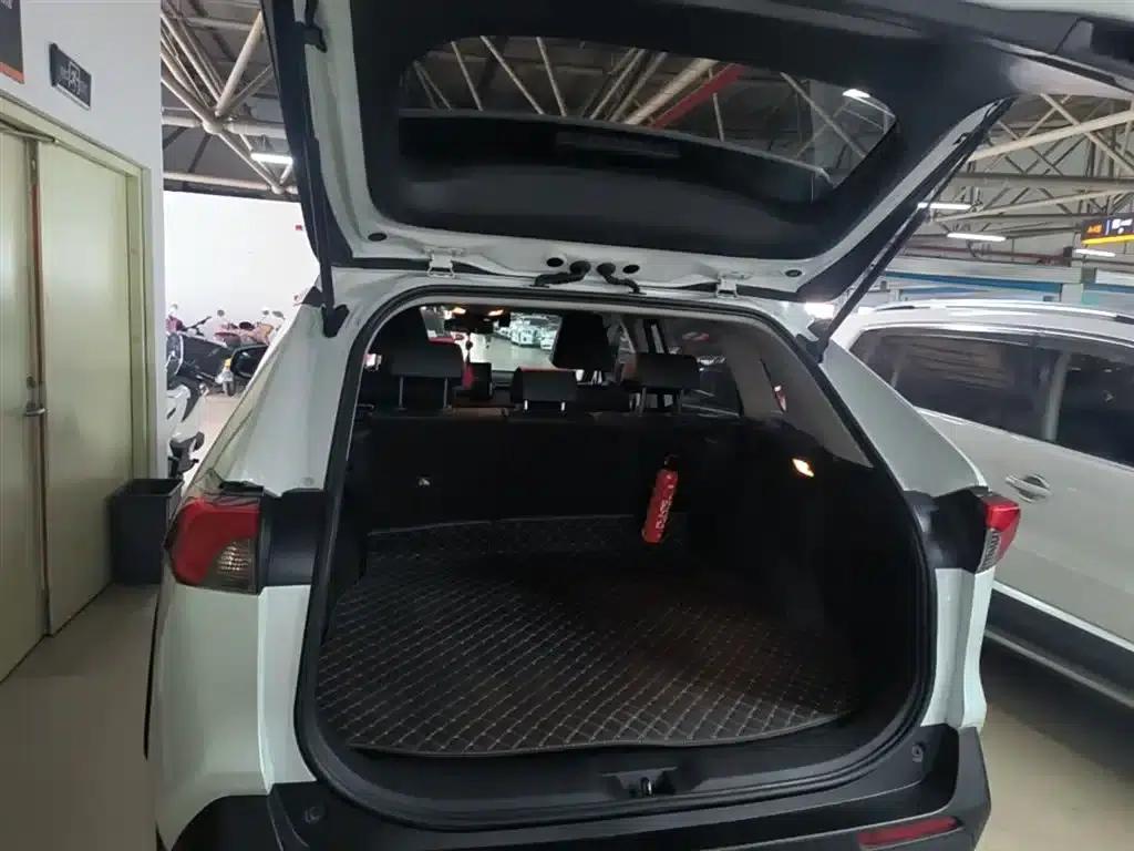 RAV4 Hybrid E+ 2021 2.5L 2WD Elite Pro — миниатюра 19