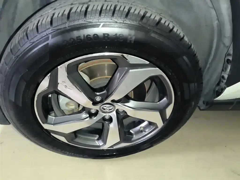 RAV4 Hybrid E+ 2021 2.5L 2WD Elite Pro — миниатюра 23