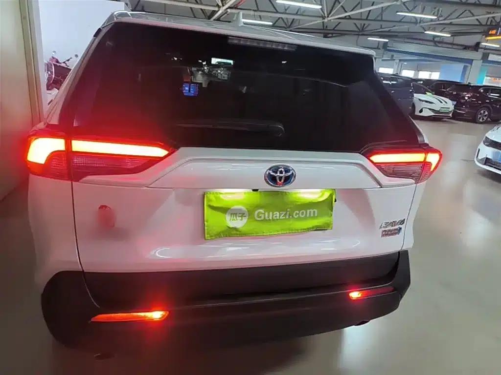 RAV4 Hybrid E+ 2021 2.5L 2WD Elite Pro — миниатюра 6