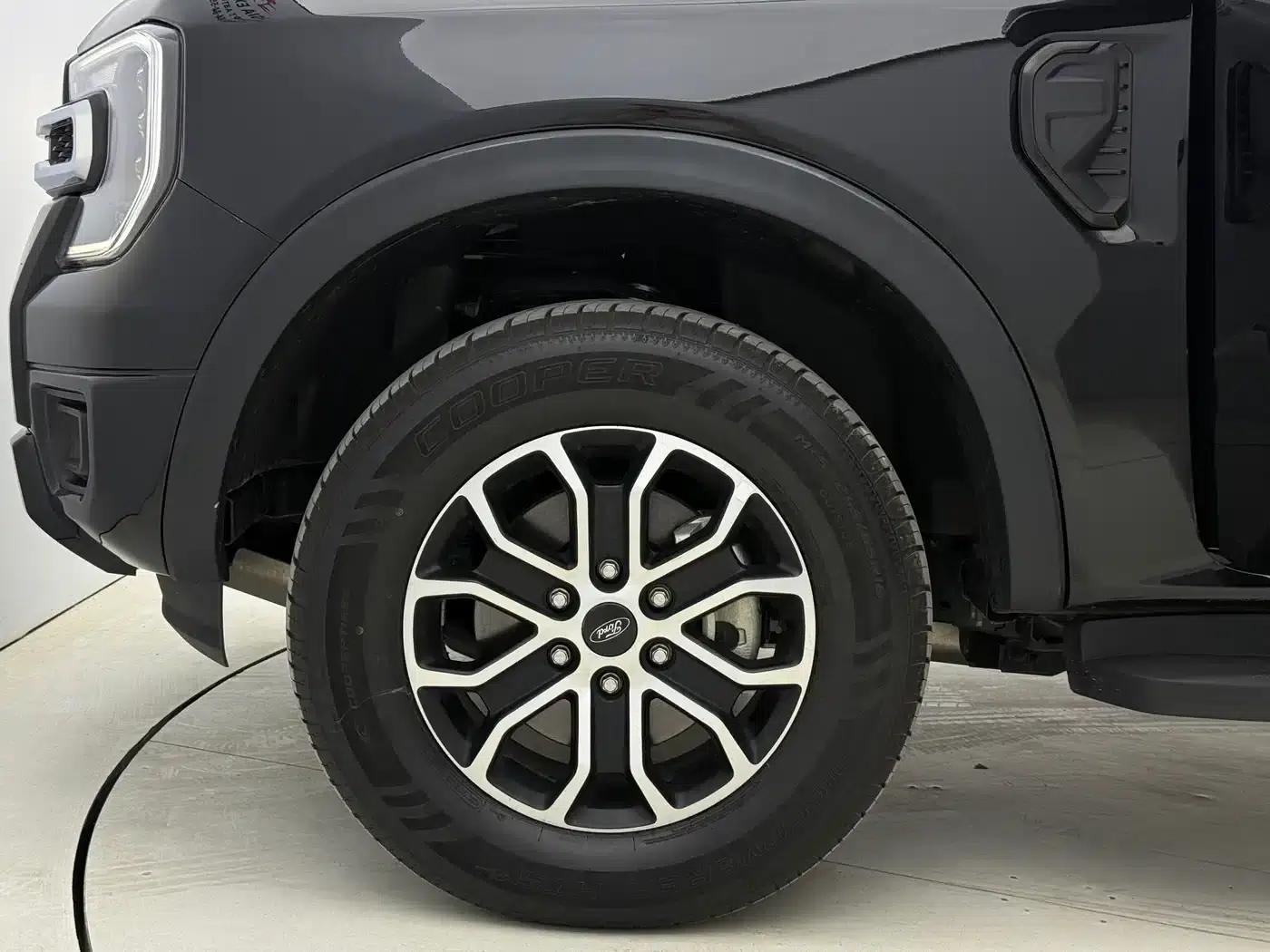 Ranger 2023 Model 4WD Automatic Gasoline — миниатюра 21