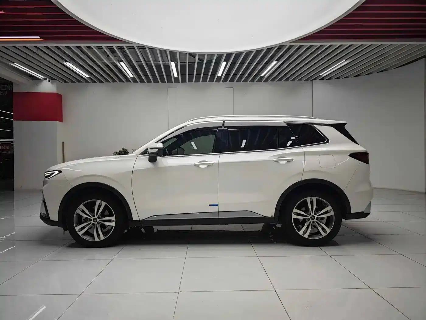 2022 EcoBoost 170 Premium Model (Facelift) — миниатюра 2