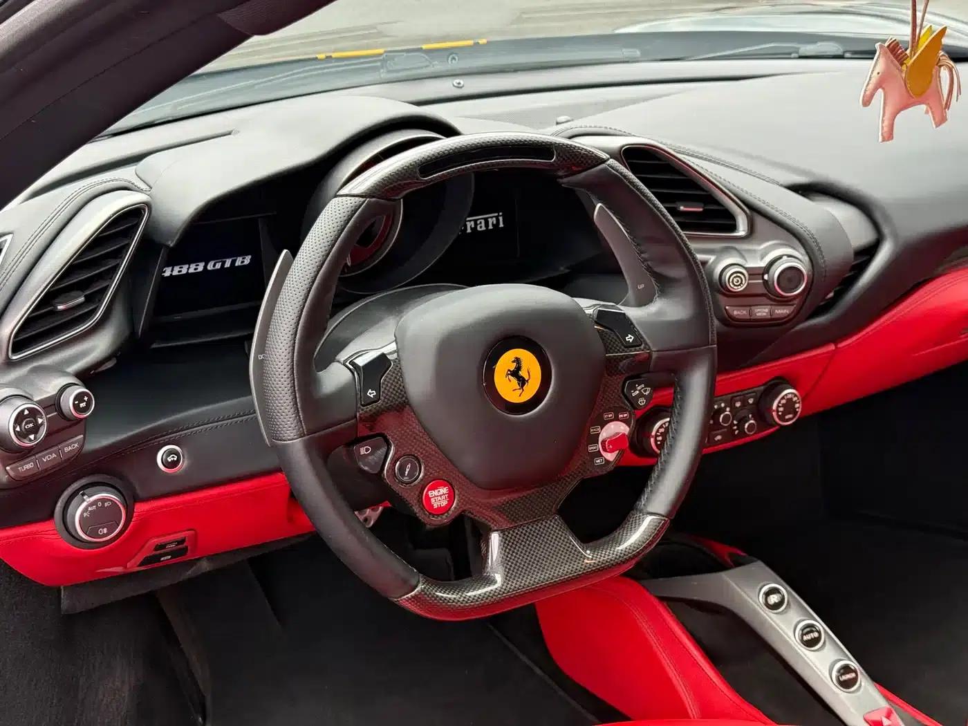 2015 Ferrari 488 GTB — миниатюра 12