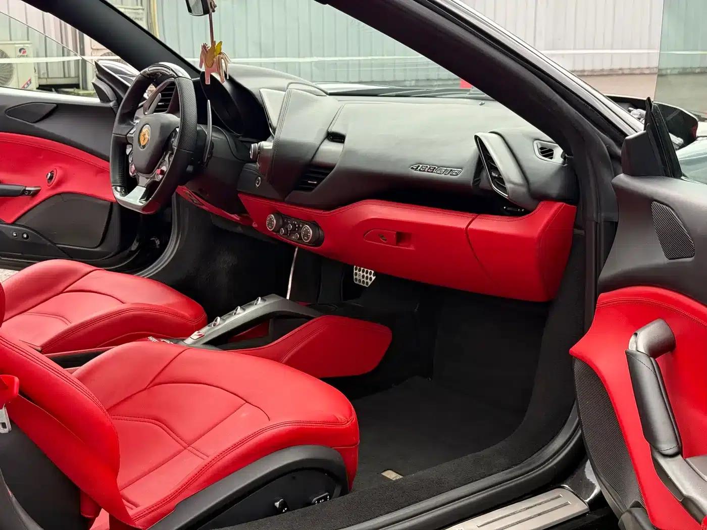 2015 Ferrari 488 GTB — миниатюра 13