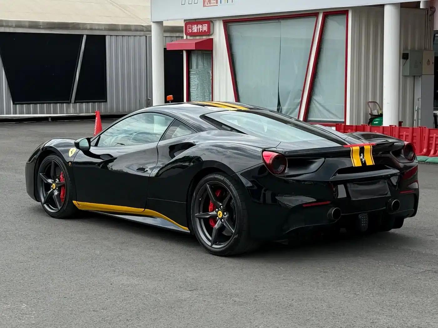 2015 Ferrari 488 GTB — миниатюра 6