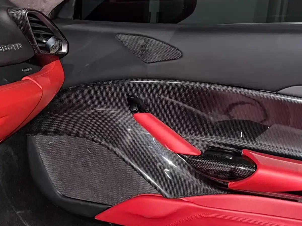 2015 Ferrari 488 GTB — миниатюра 10