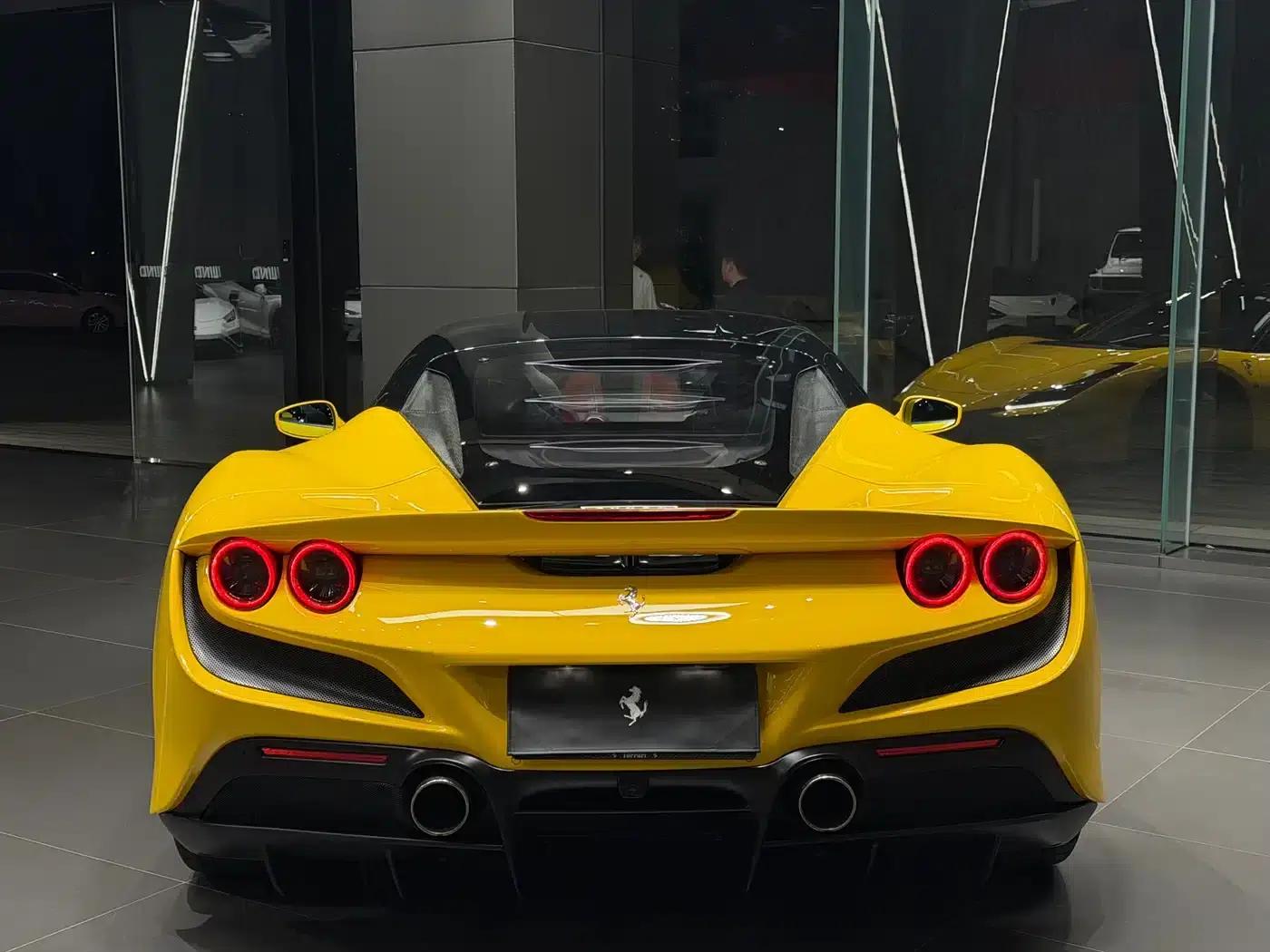 Ferrari F8 2019 Tributo 3.9T V8 — миниатюра 3