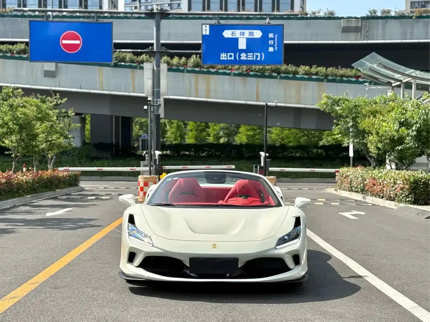 Ferrari F8 Spider 2020 3.9T V8 — миниатюра 1