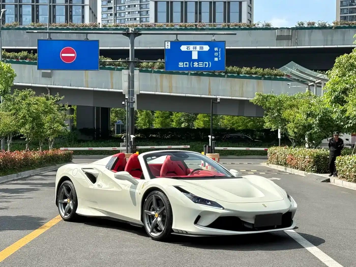 Ferrari F8 Spider 2020 3.9T V8 — миниатюра 2