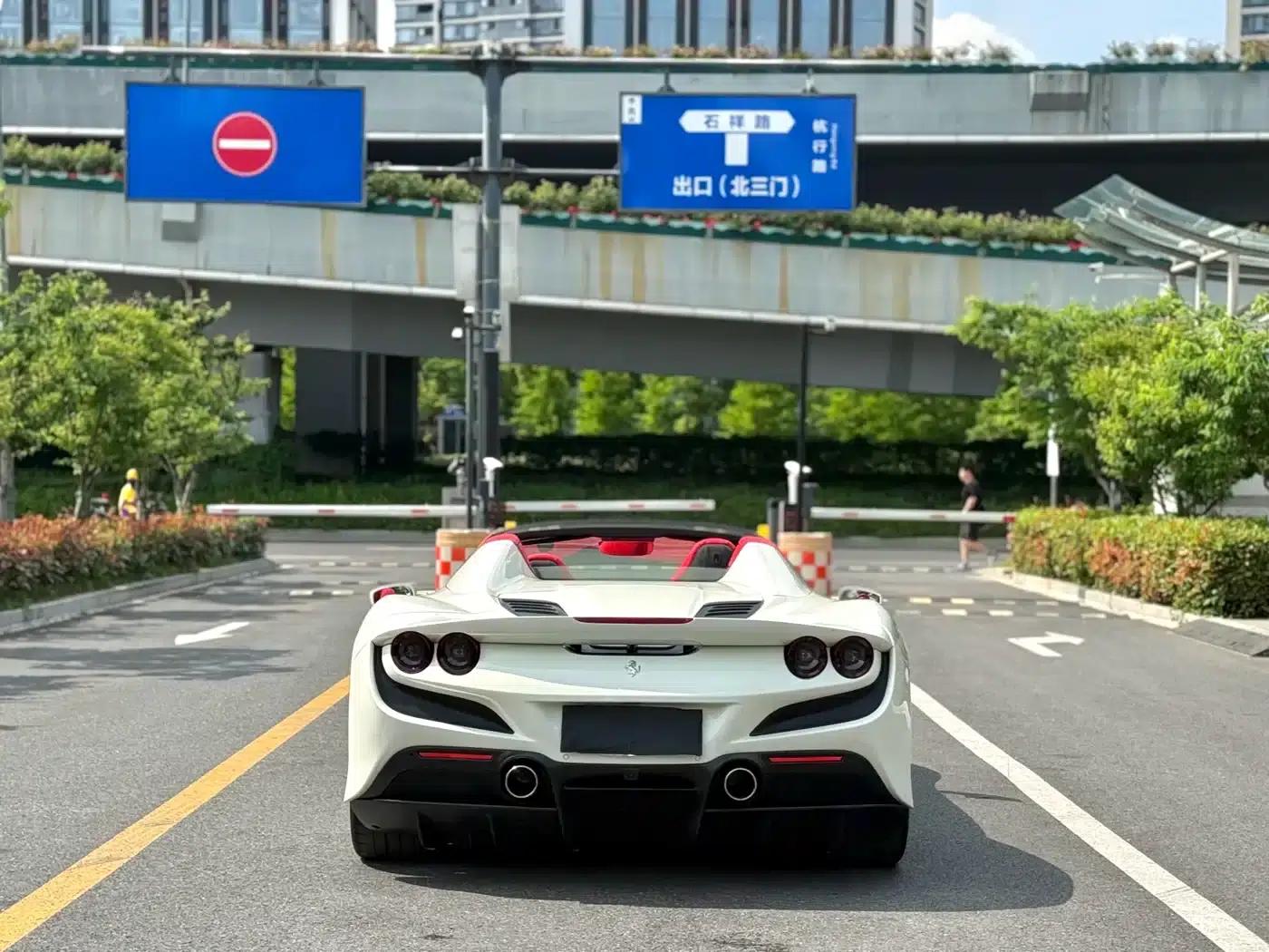 Ferrari F8 Spider 2020 3.9T V8 — миниатюра 8