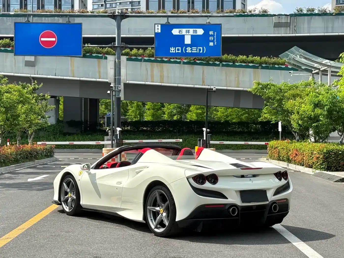 Ferrari F8 Spider 2020 3.9T V8 — миниатюра 9