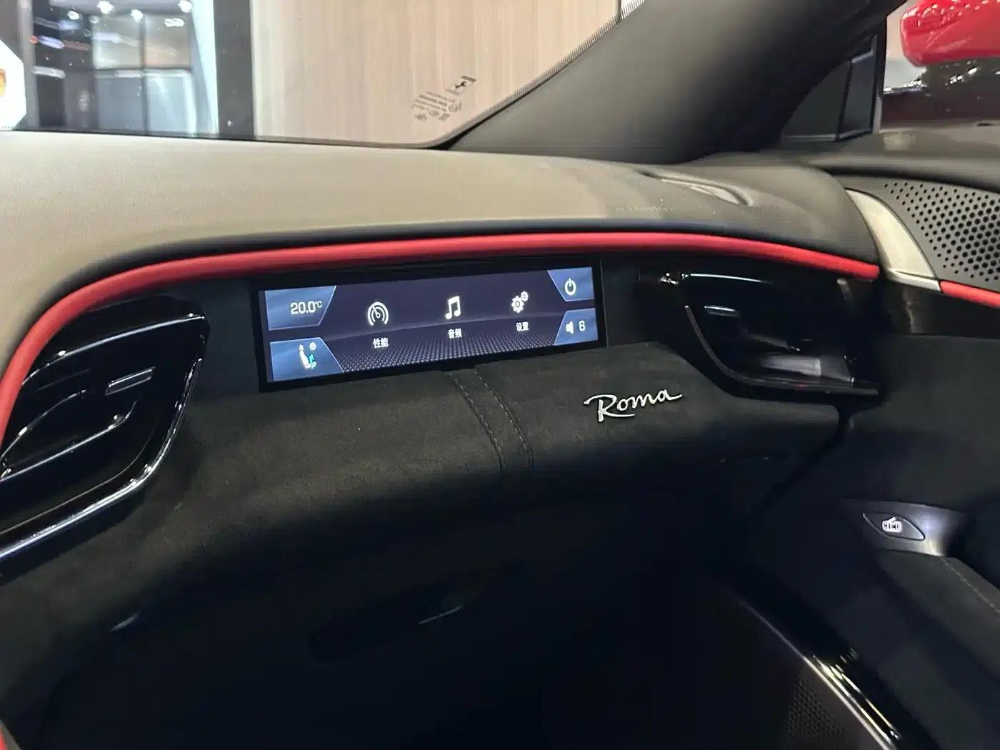 Roma 2020 3.9T V8 — миниатюра 16