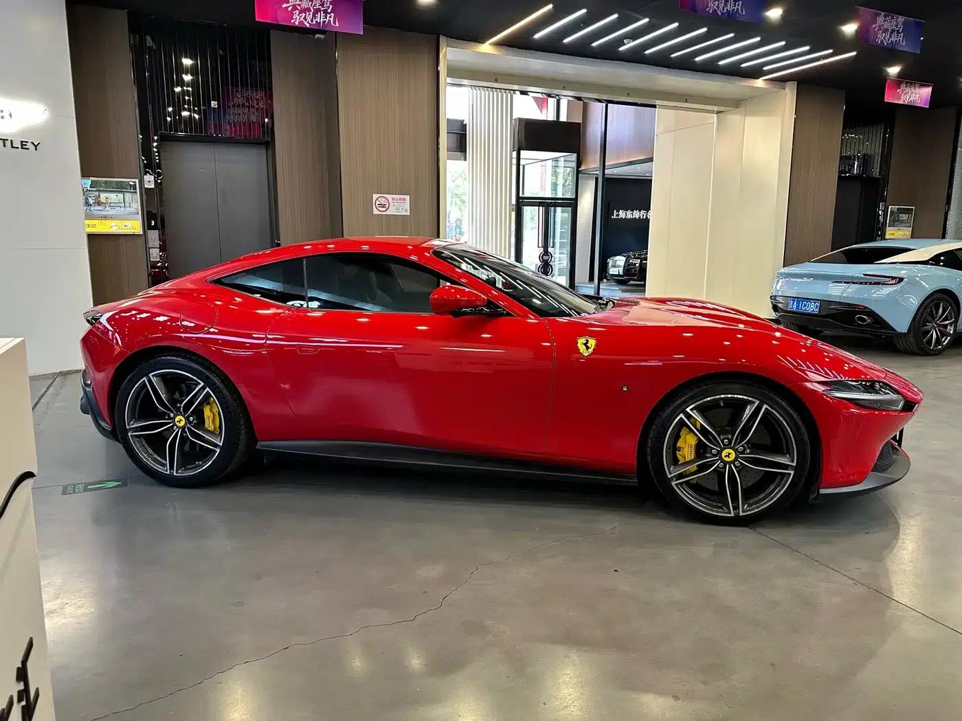 Roma 2020 3.9T V8 — миниатюра 7