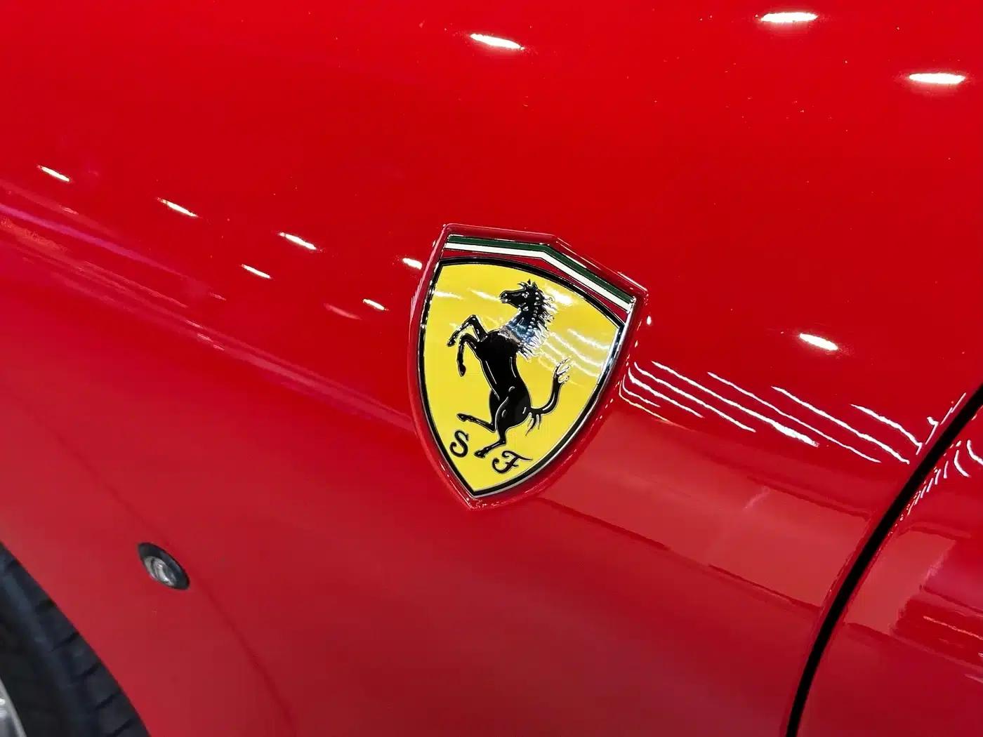 Roma 2020 3.9T V8 — миниатюра 10