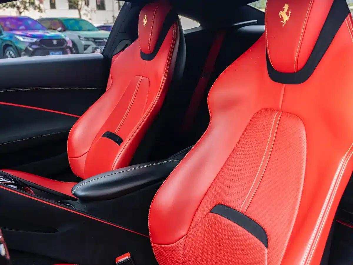 Roma 2020 3.9T V8 — миниатюра 13