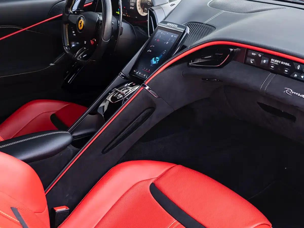 Roma 2020 3.9T V8 — миниатюра 14