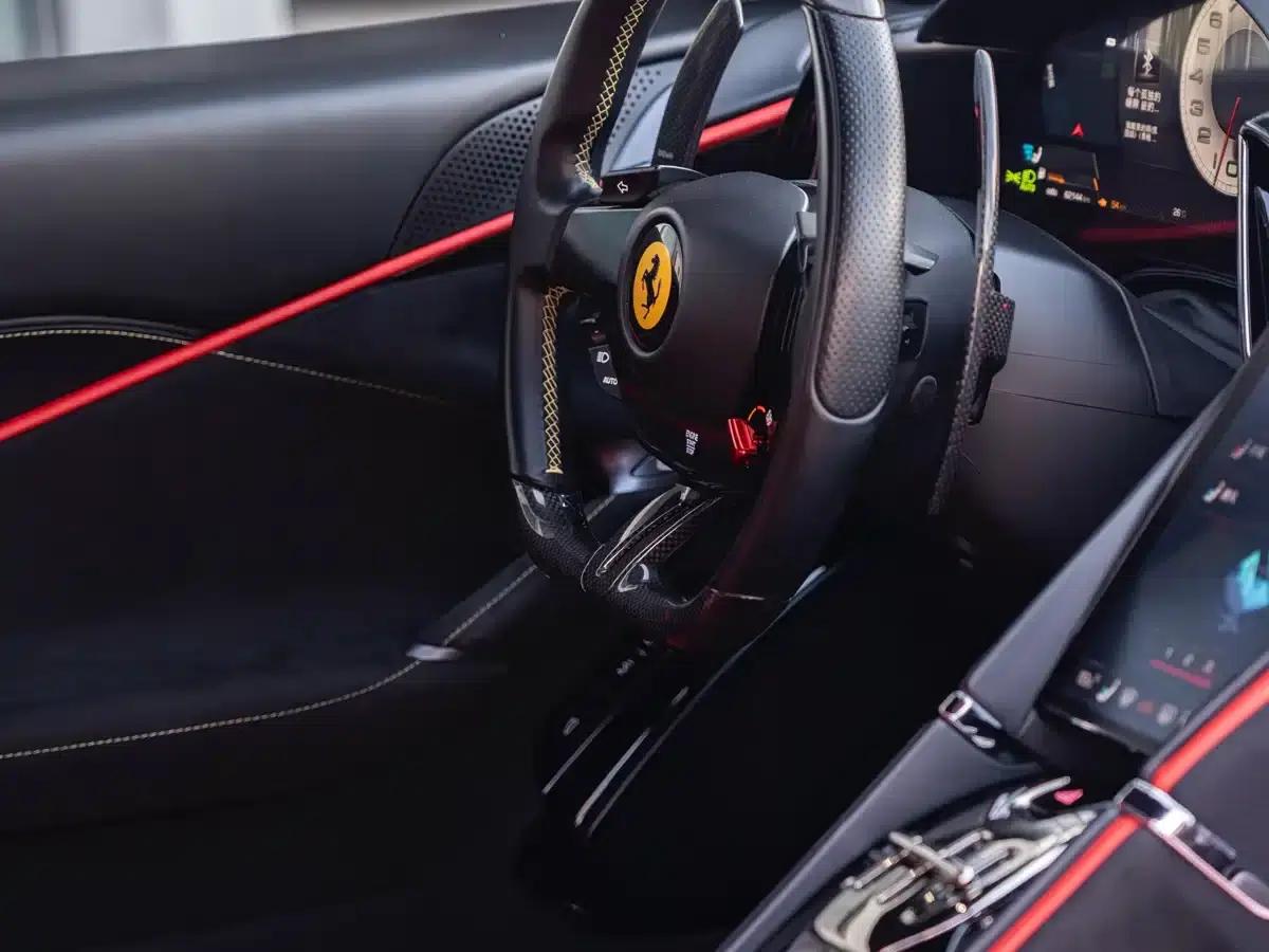 Roma 2020 3.9T V8 — миниатюра 15