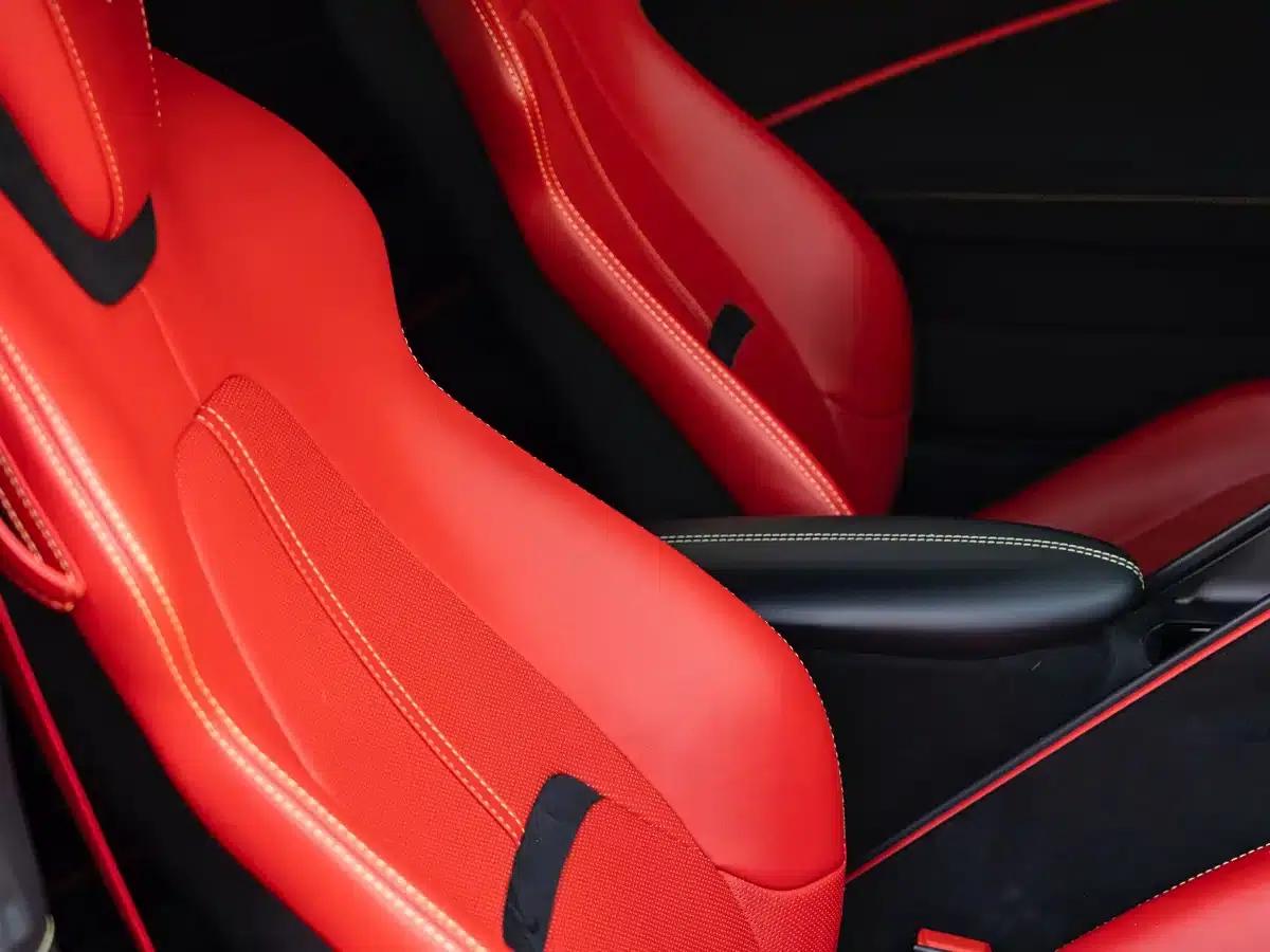 Roma 2020 3.9T V8 — миниатюра 16