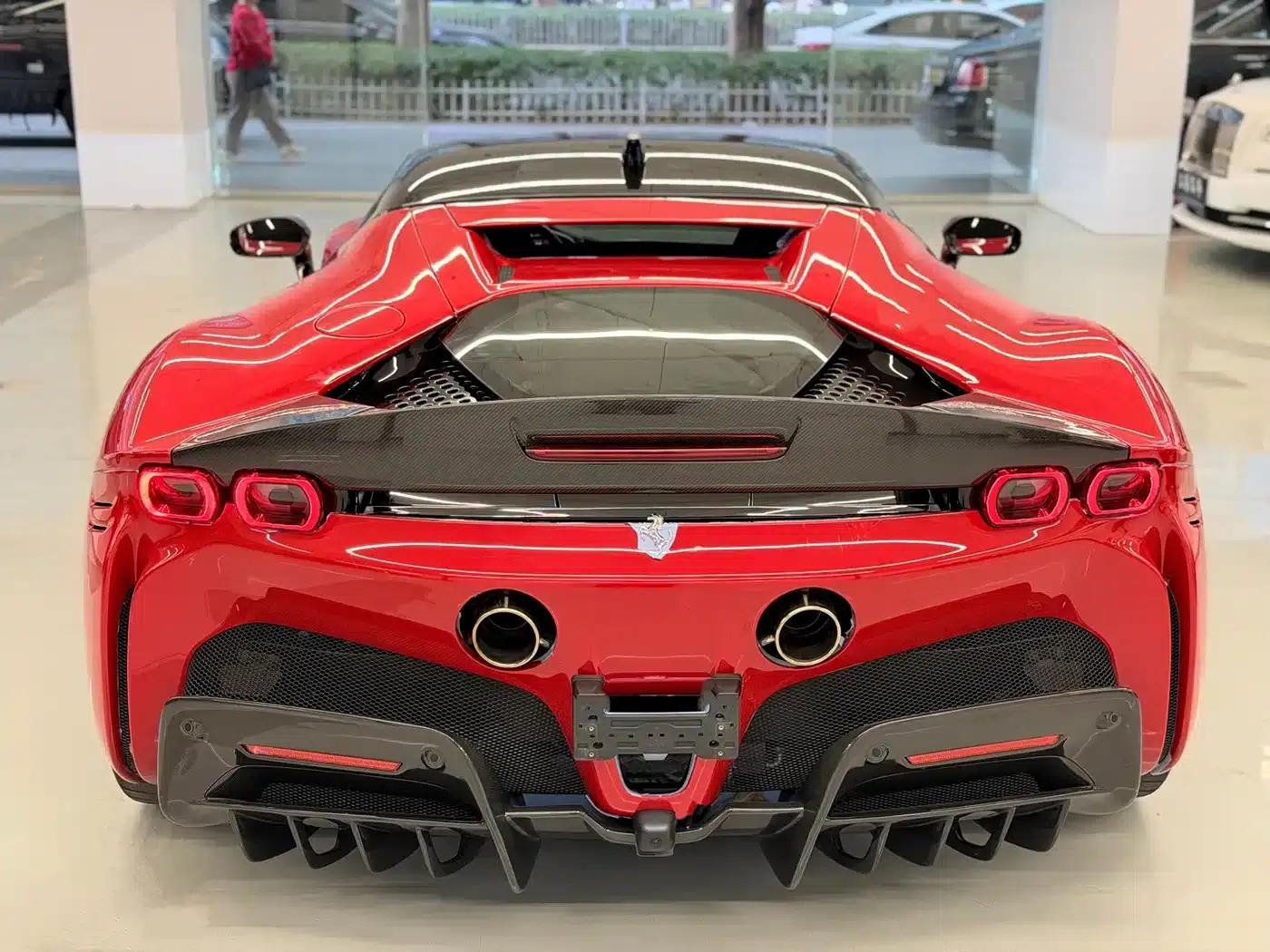 SF90 2020 3.9T V8 Stradale — миниатюра 20