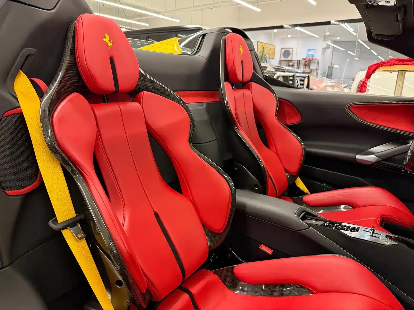 SF90 2021 3.9T V8 Spider — миниатюра 13