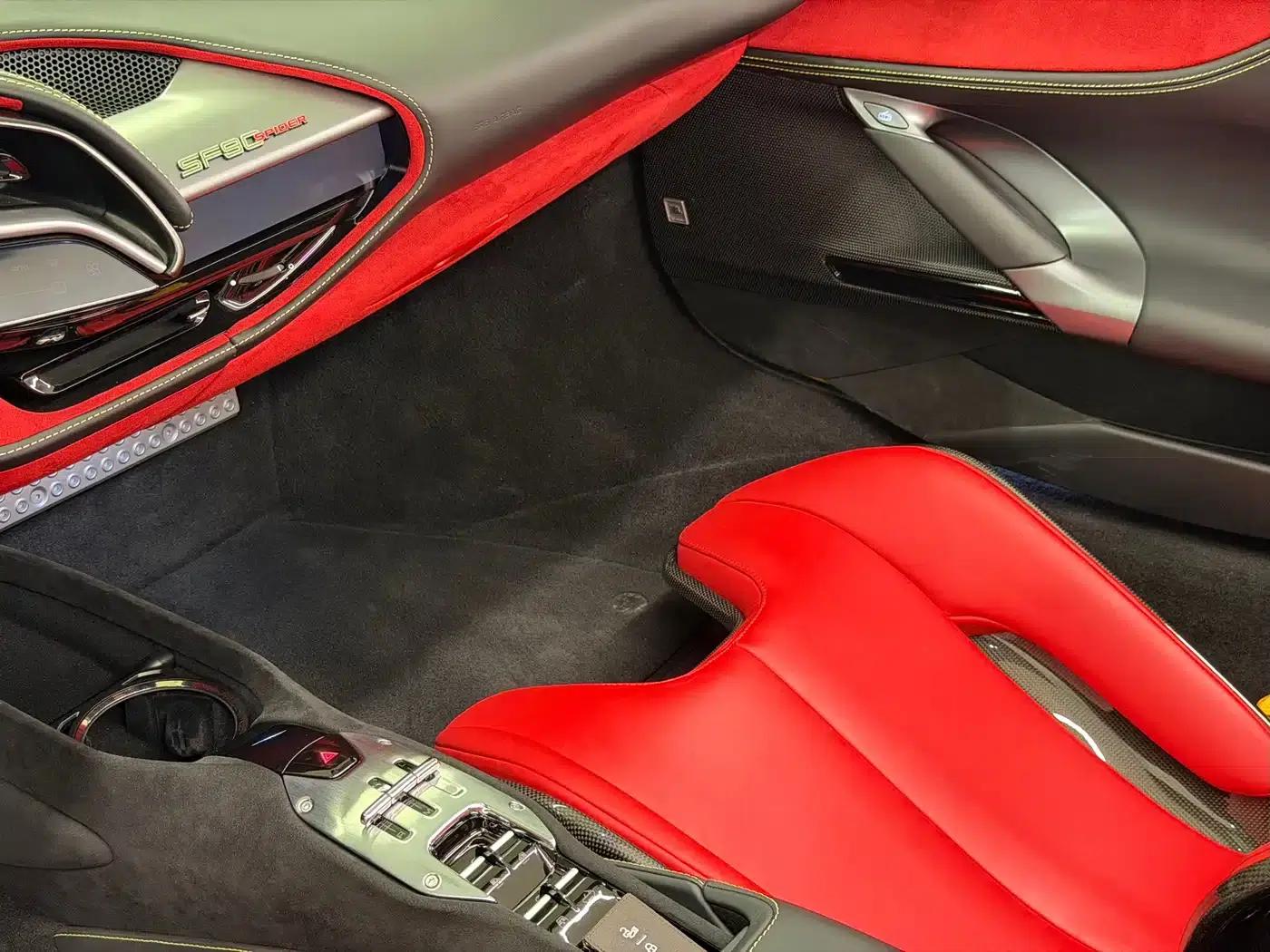 SF90 2021 3.9T V8 Spider — миниатюра 9