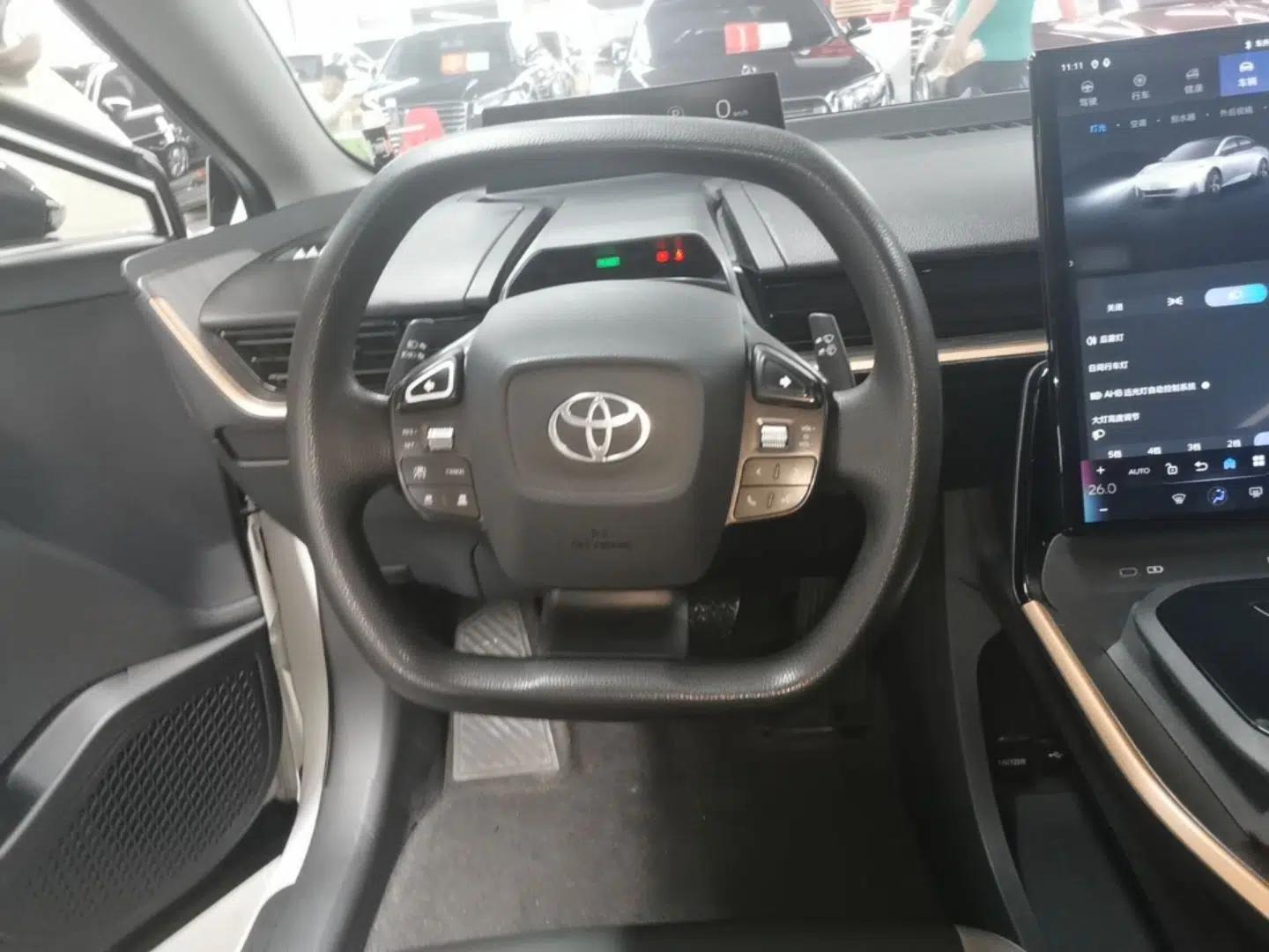 Toyota bZ3 2023 517 km Elite PRO — миниатюра 14