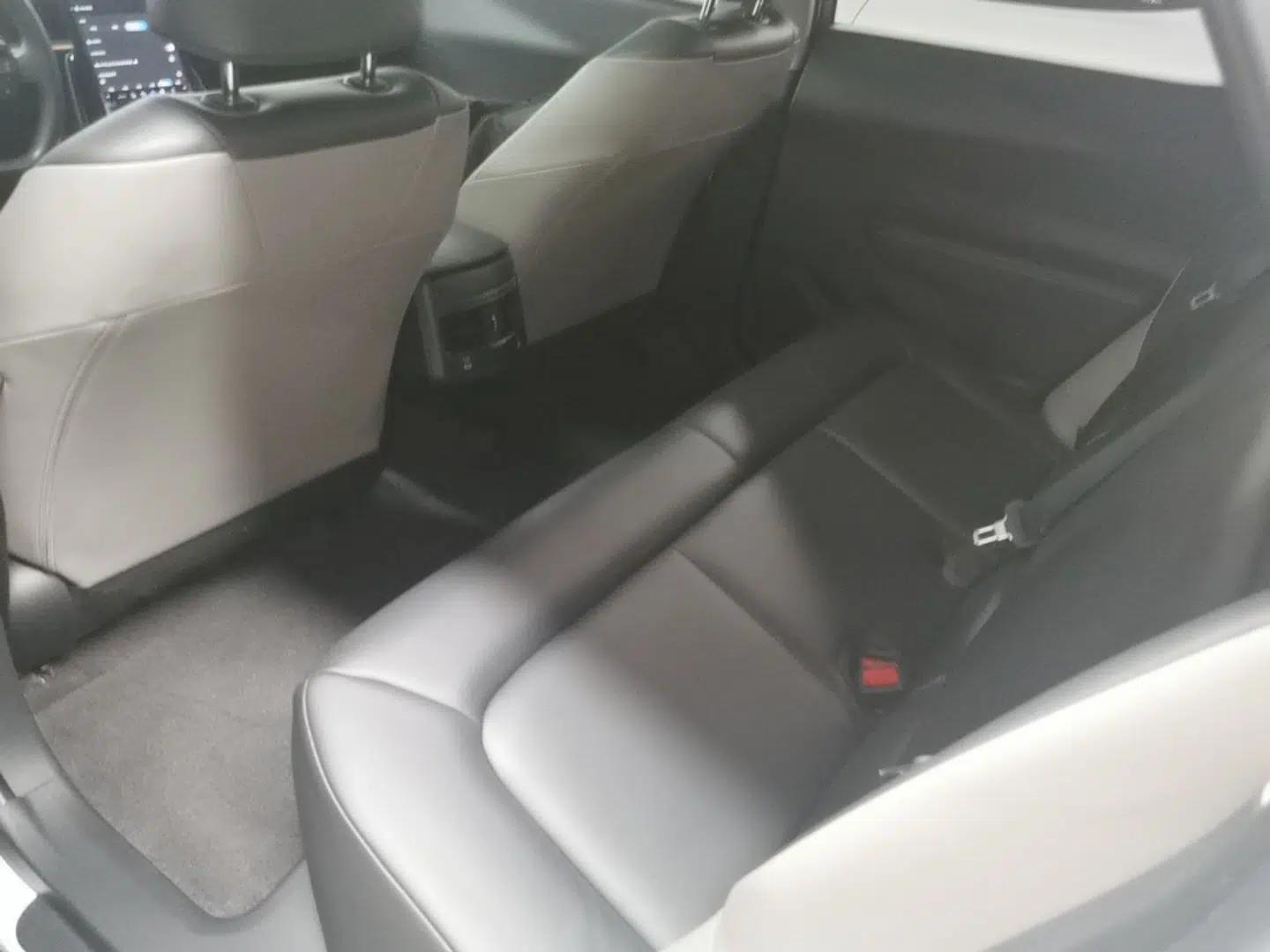 Toyota bZ3 2023 517 km Elite PRO — миниатюра 20