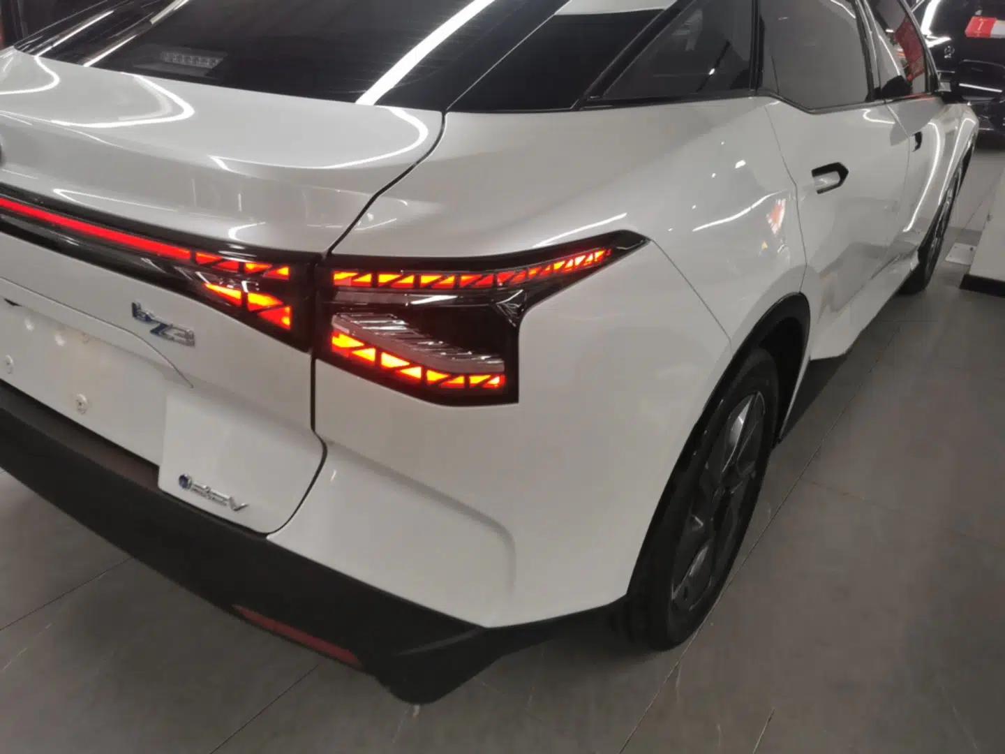 Toyota bZ3 2023 517 km Elite PRO — миниатюра 7