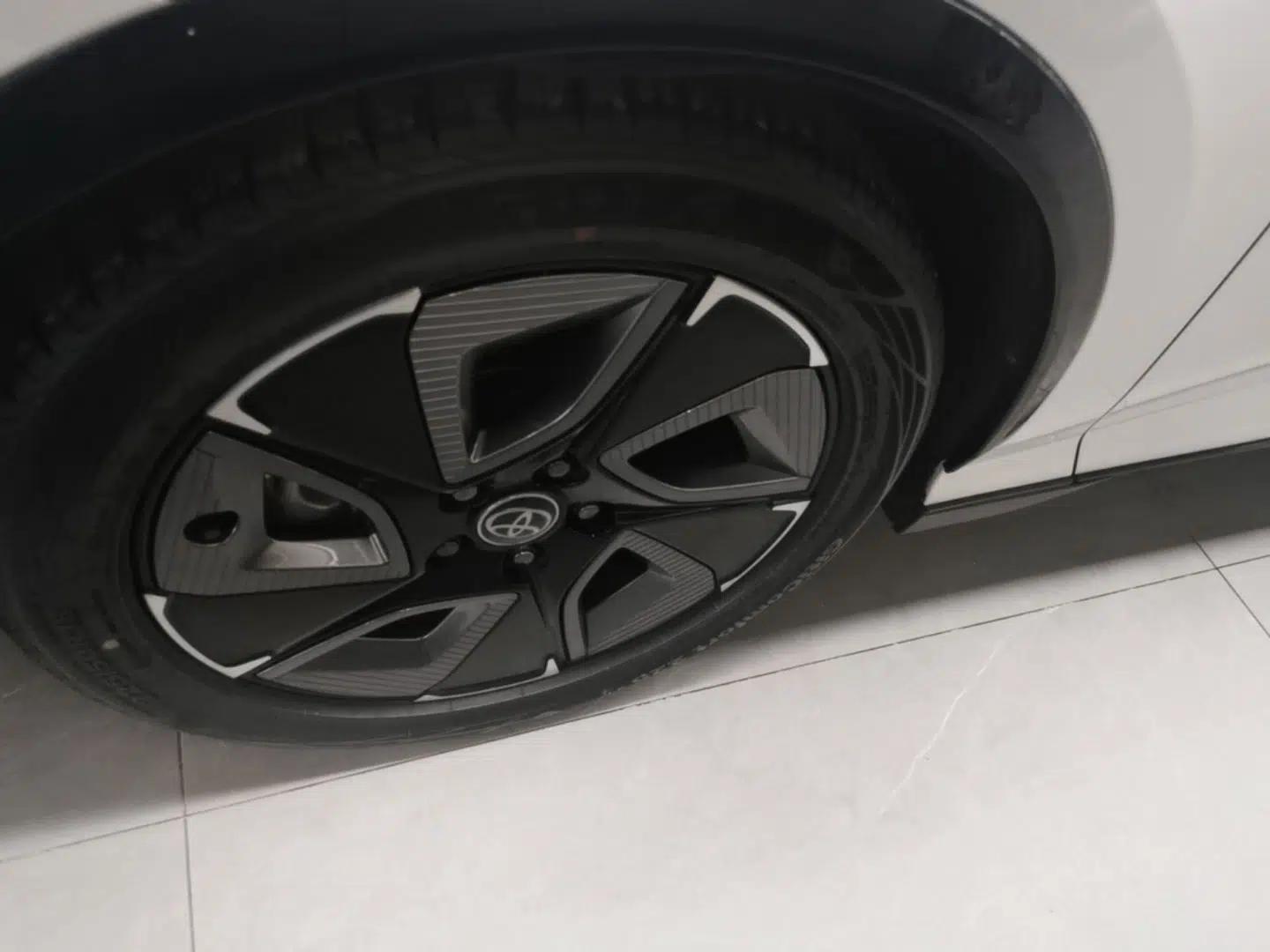 Toyota bZ3 2023 517 km Elite PRO — миниатюра 8