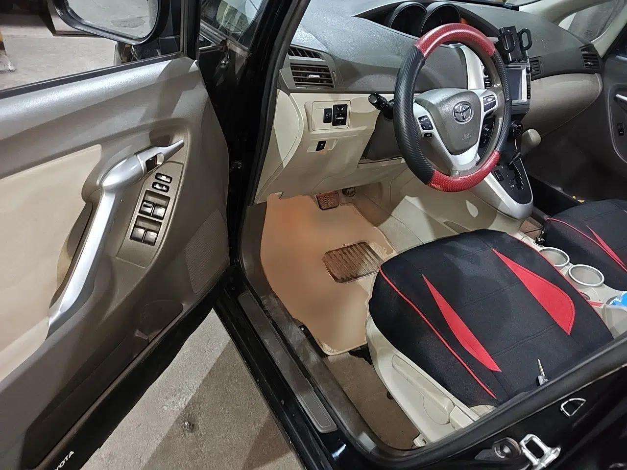 Toyota Verso 2011 180E CVT Elite Edition — миниатюра 17