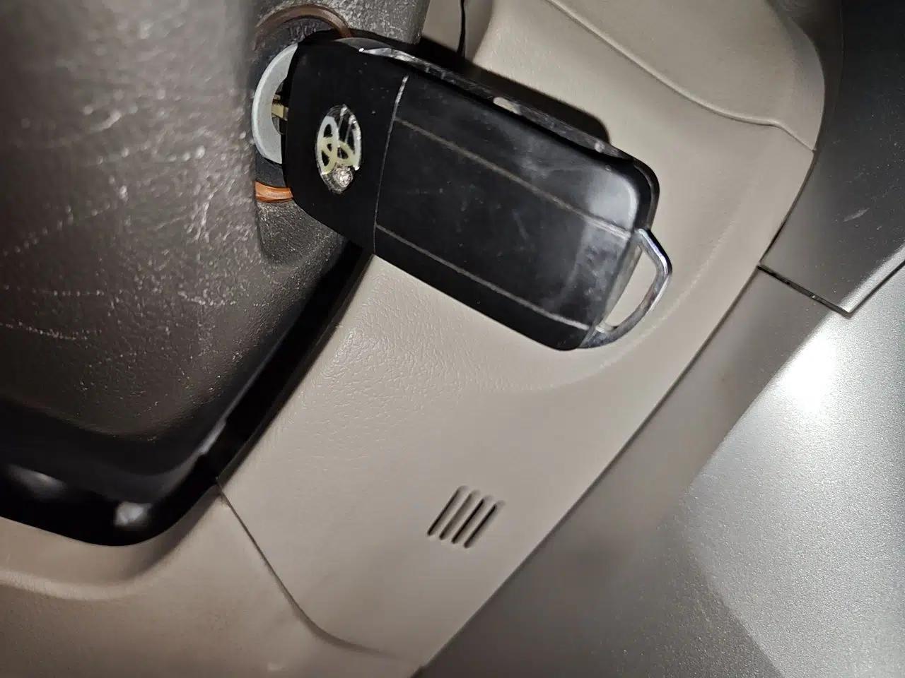 Toyota Verso 2011 180E CVT Elite Edition — миниатюра 9