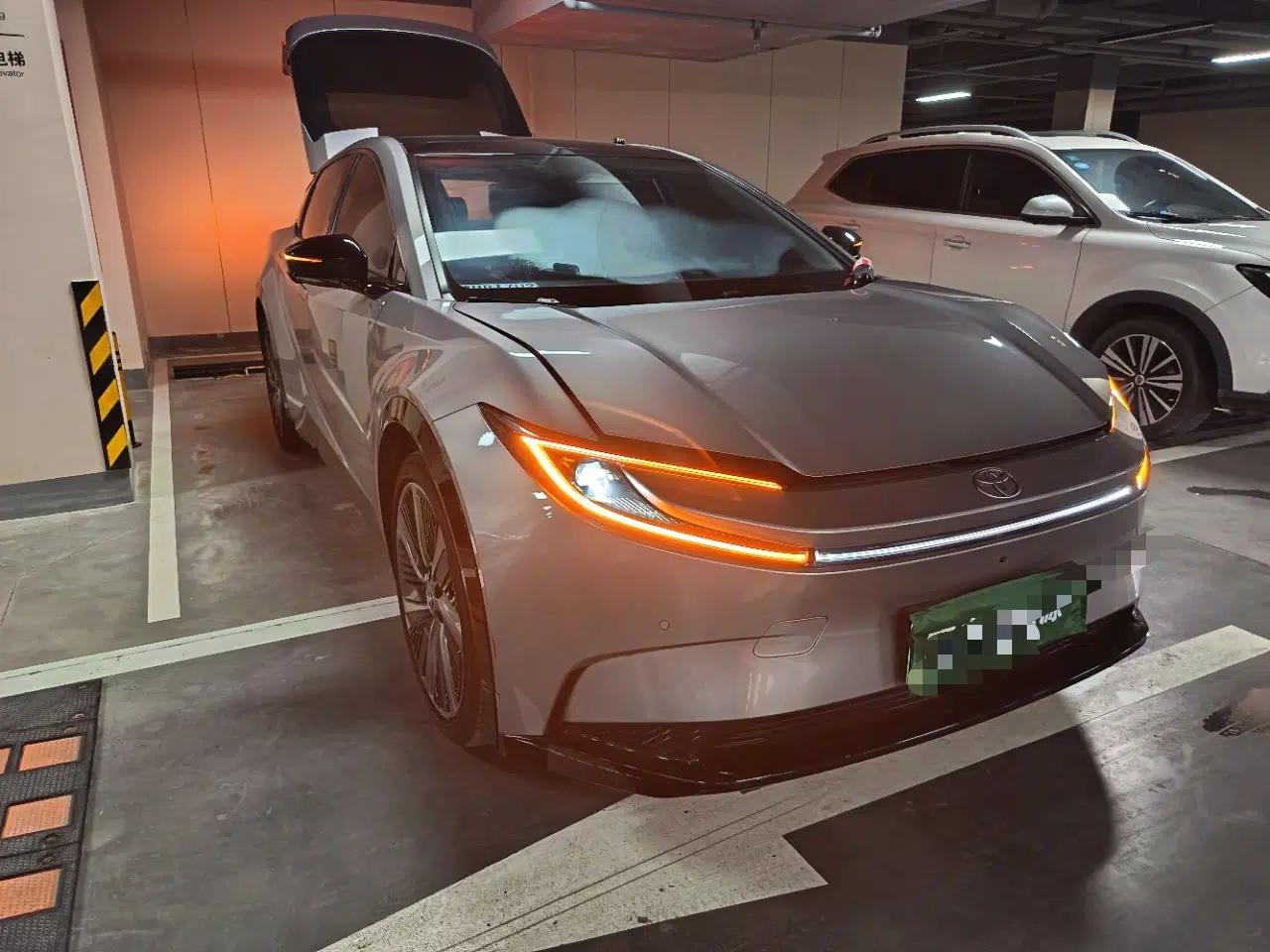 Toyota bZ5 2025 Model 550 PRO — миниатюра 3