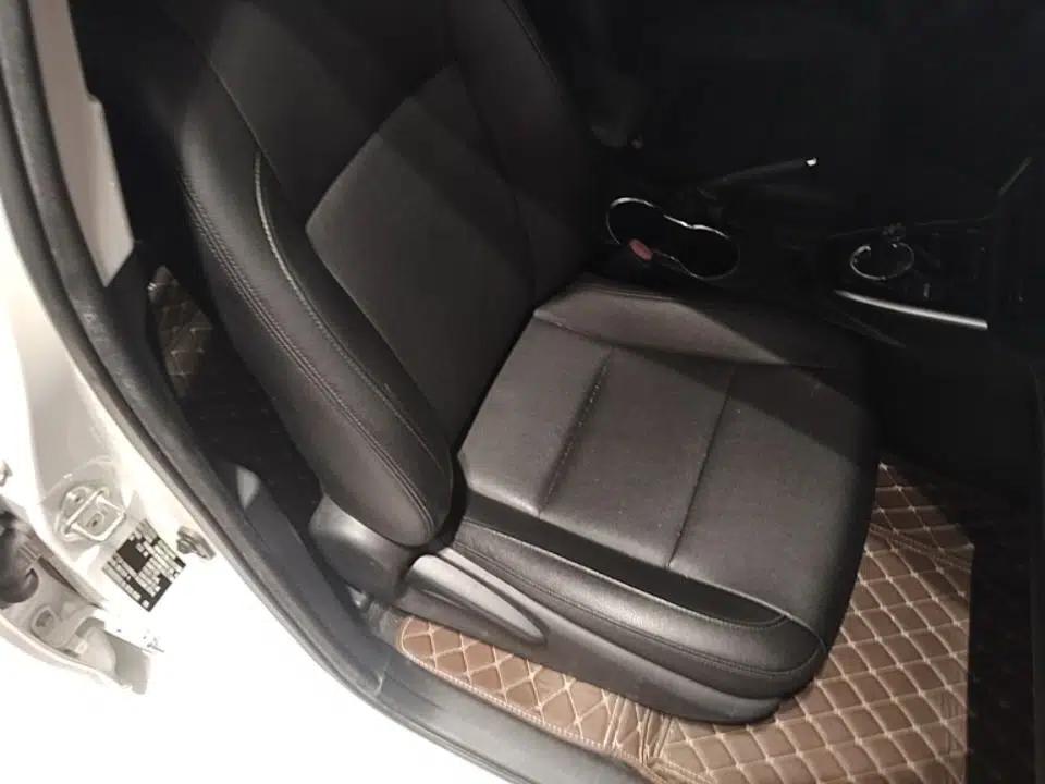 Toyota Corolla Hybrid E+ 2019 1.8L E-CVT Leading Edition — миниатюра 23