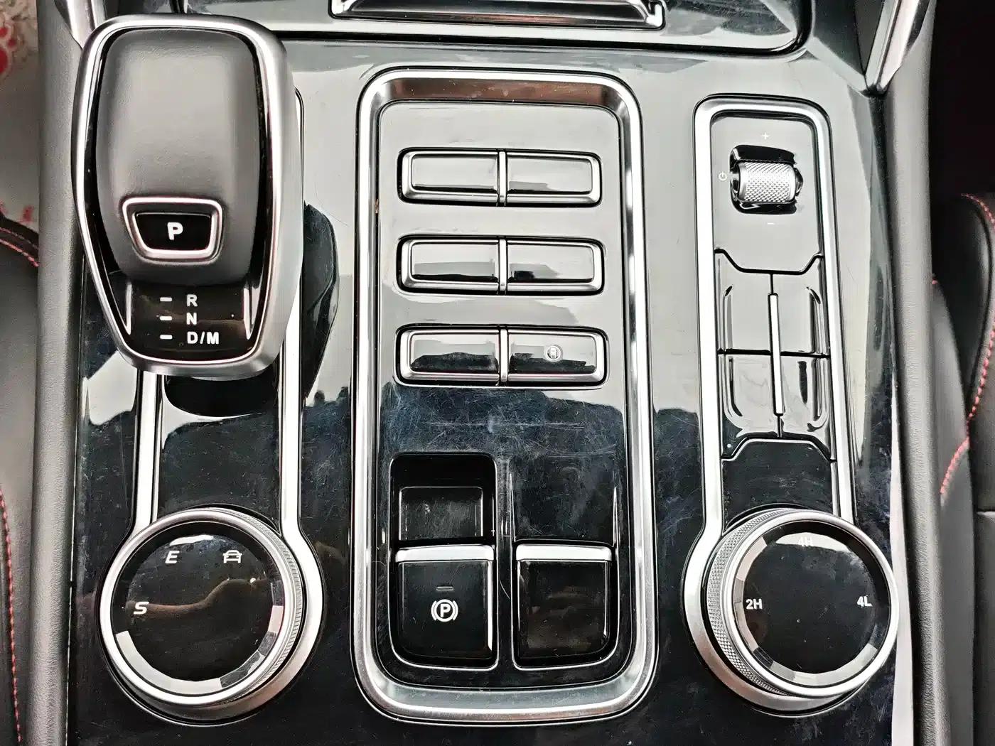Foton Mars 2025 Mars 7 2.0T Diesel Automatic 4WD Long Box Launch Edition — миниатюра 13