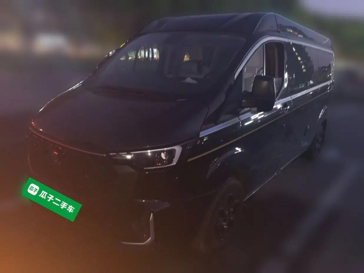 Ford Transit  — миниатюра 1