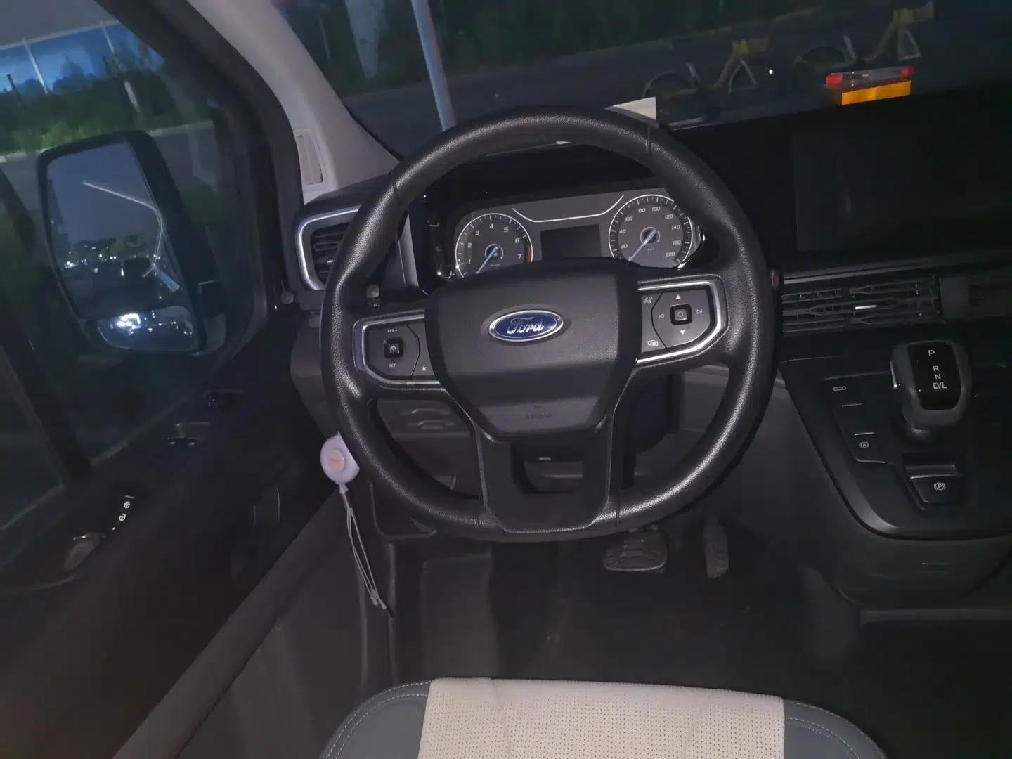 Ford Transit  — миниатюра 11